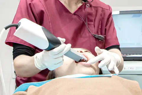 口腔内スキャナー